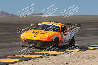 media/Oct-15-2023-Lucky Dog Racing Chuckwalla (Sun) [[f659570f60]]/2nd Stint Bowl/